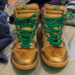 Nike dunk high lucky